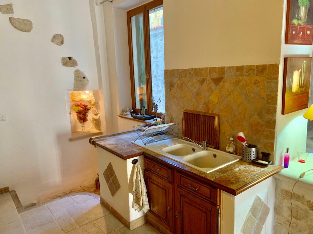 Authentique Bijou Coeur D'Orange A 2 Pas Du Theatre Antique! Villa Dış mekan fotoğraf