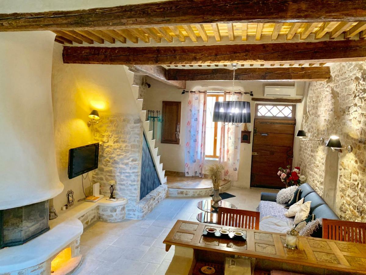 Authentique Bijou Coeur D'Orange A 2 Pas Du Theatre Antique! Villa Dış mekan fotoğraf
